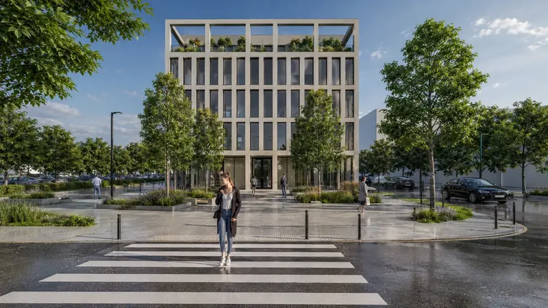 Denní 3D vizualizace čelního uličního pohledu na administrativní budovu se vstupním náměstím a alejí